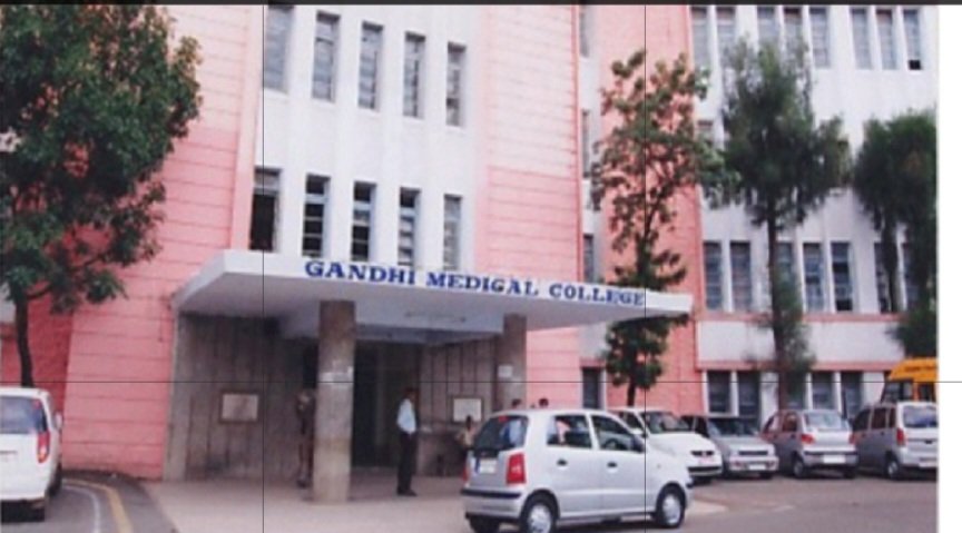 एमबीबीएस छात्रा की मौत पर विधानसभा में हंगामा, सीबीआई जांच की मांग